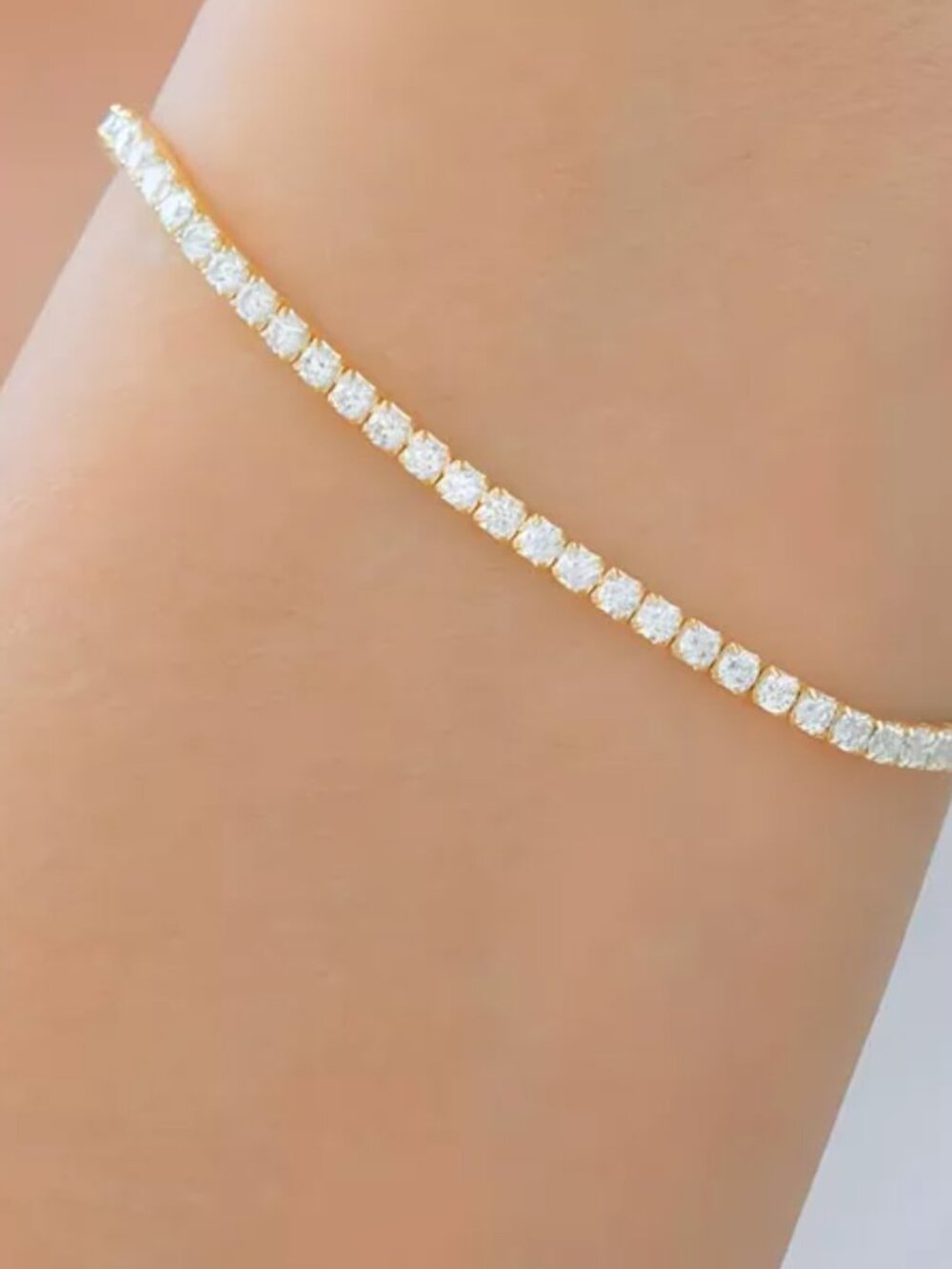BRAND NEW With Tags, IN Box, Classic Cubic Zirconia Tennis Bracelet (Beautiful)